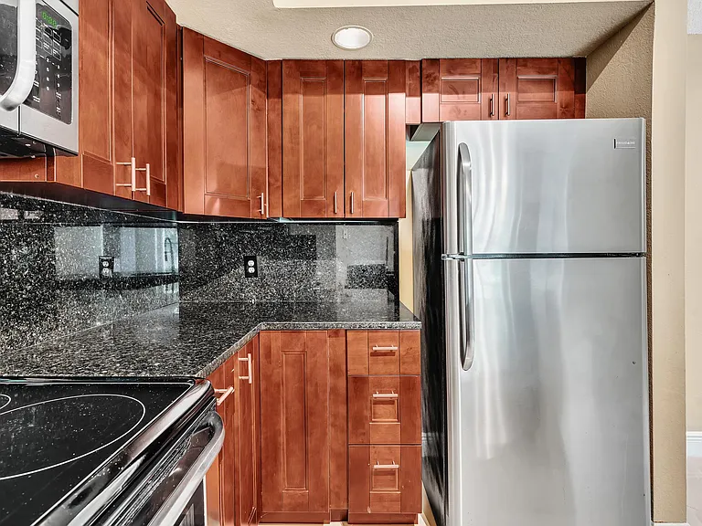 3370 Pinewalk Dr N #1222 — Photo 28