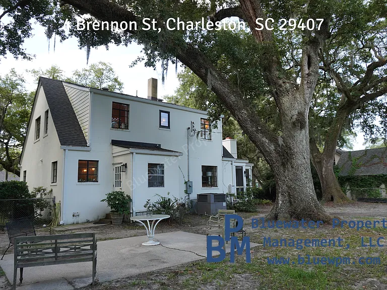 4 Brennon St — Photo 36