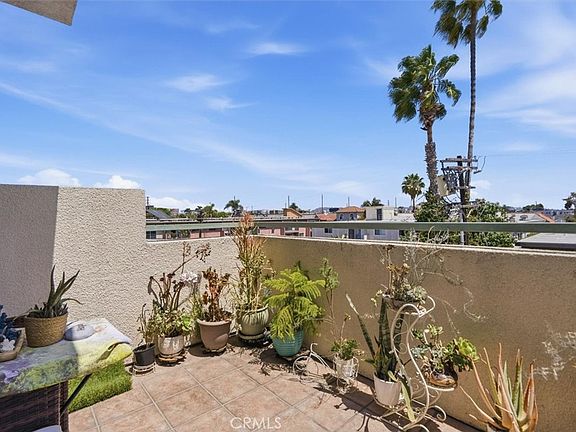 5th image of 10790 Rose Ave Unit 304