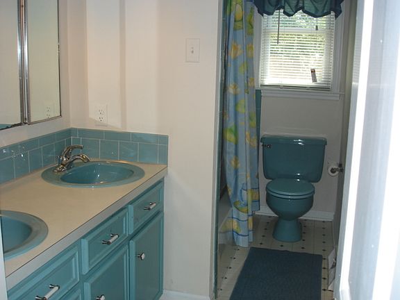 5th image of 5329 Hickory Hill Dr