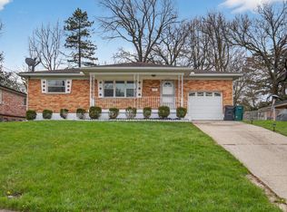 2667 Fairhill Dr, Cincinnati, OH 45239