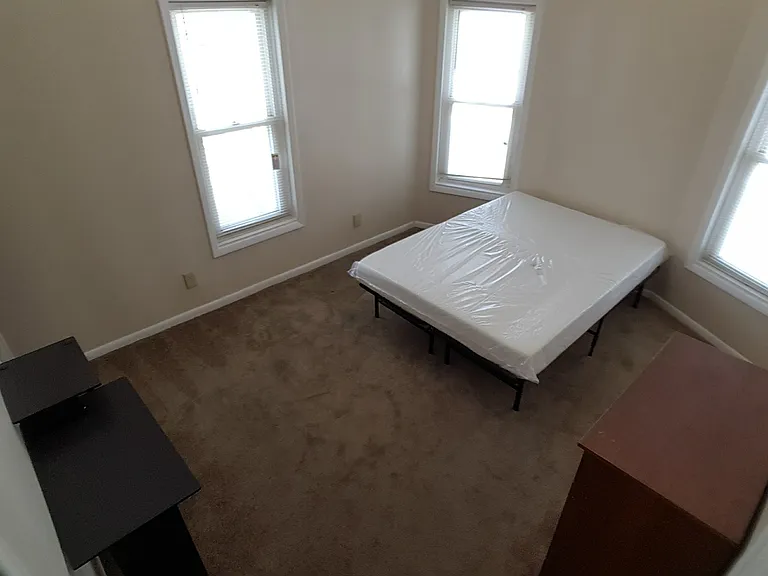 90 Conklin Ave — Photo 20