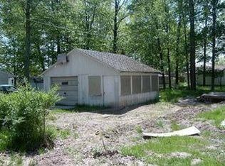 1156 Maplewood St, Beaverton, MI 48612