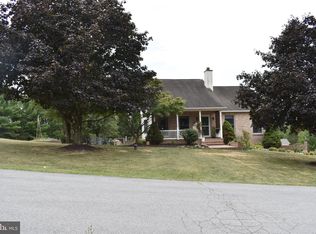 181 Mustang Dr, Falling Waters, WV 25419