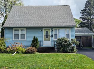 114 Washington Ave W, Rensselaer, NY 12144