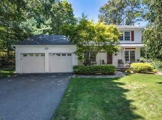 5 Lisa Dr, Budd Lake, NJ 07828