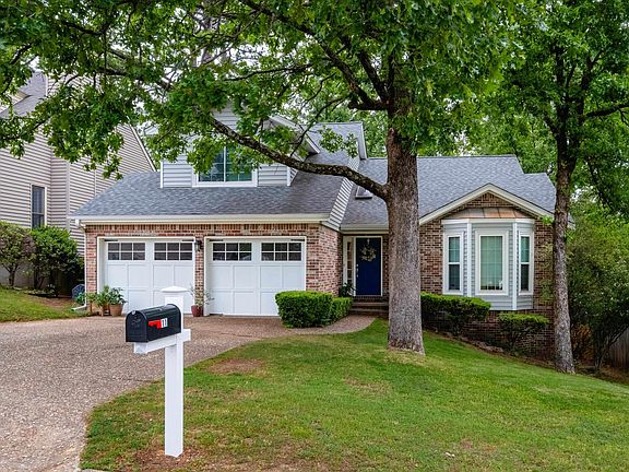 2nd image of 11 Cedar Branch Ct