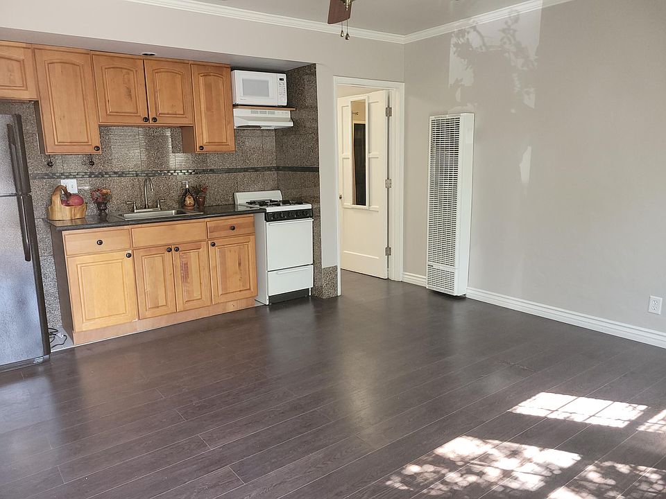 Galley Kitchen, granite counters, newer maple cabinets