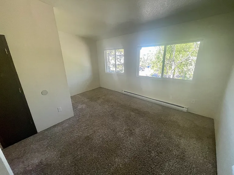 1325 E 27th Ave #1 — Photo 7