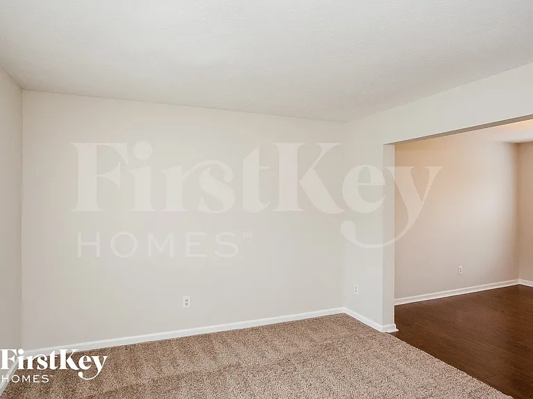 17651 Willow Creek Way — Photo 12