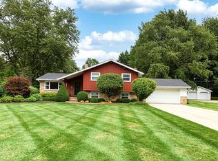 7551 King Memorial Rd, Mentor, OH 44060