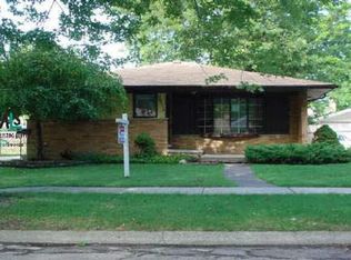 24613 Ursuline Saint, Saint Clair Shores, MI