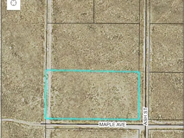 Maple Ave, Elko, NV 89801
