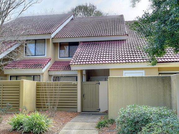 3rd image of 5182 Beachwalk Dr