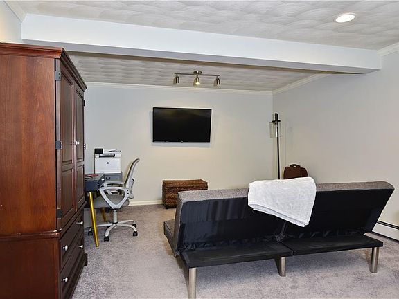 5th image of 205 Boyd Ave