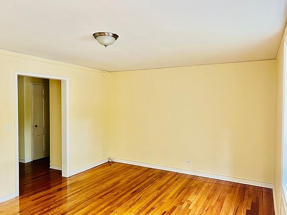 5th image of 48 Windle Park APT B1