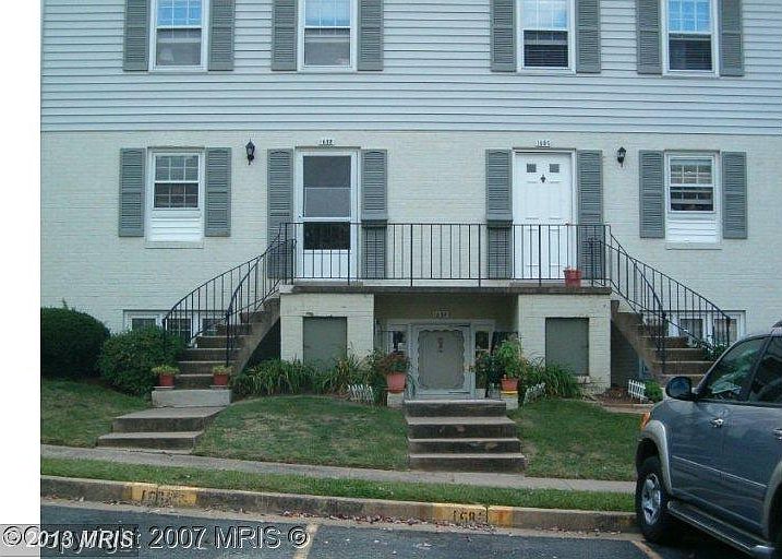 1st image of 168 Leeds Ct W Building A