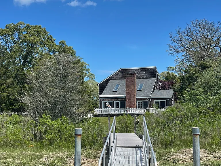 8 S Pond Rd — Photo 18