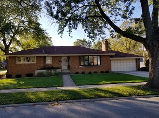 632 E 160th Pl, South Holland, IL 60473