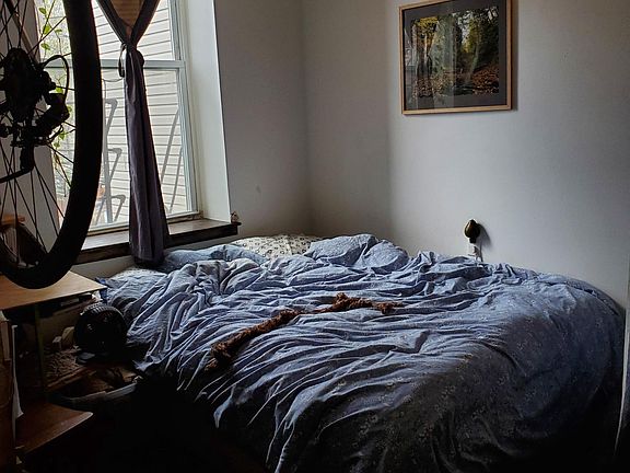 4th image of 1868 S Blue Island Ave #2R