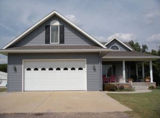 2119 Dove Rd, Bennington, KS 67422