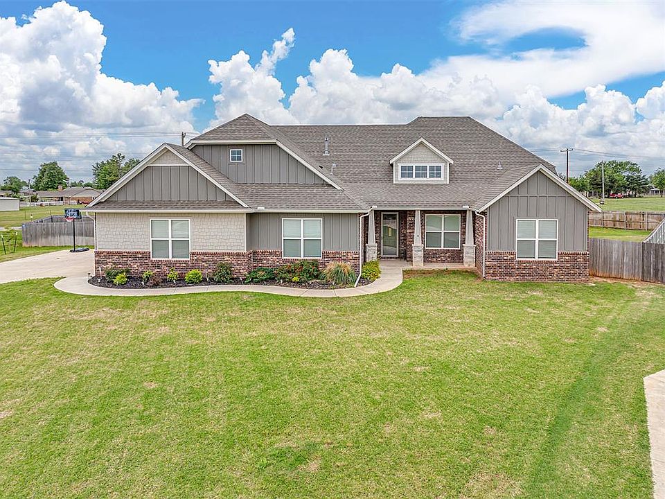1st image of 2909 Bens Cir