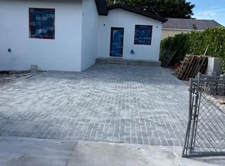 675 NW 67th St #2, Miami, FL 33150
