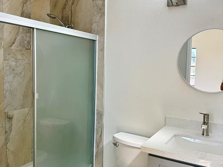 Master Bedroom Bathroom