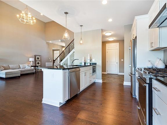 2nd image of 5395 Briannas Nook