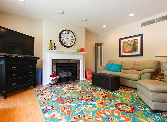 4th image of 1509 Anne Dr #1