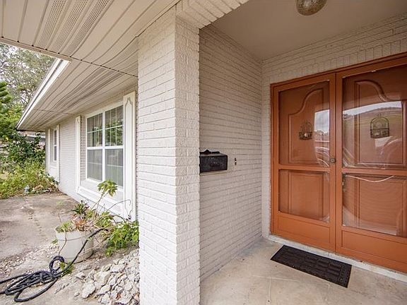 4th image of 1736 Peachwood Ln