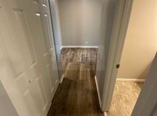 9314 Reeder Unit 1 Overland Park ks -1 bed / 1 bath - 4 plex - Overland Park - Rent $1025/ Deposi..., Overland Park, KS 66214