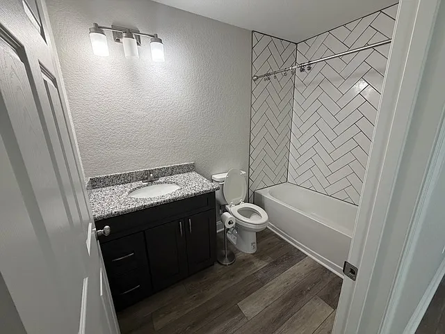 813 Redding St — Photo 11
