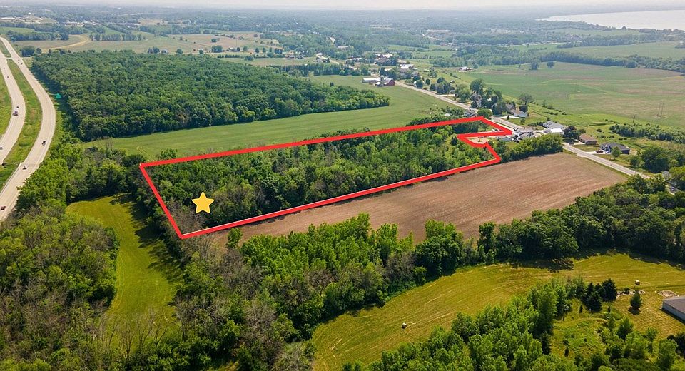 2nd image of 3200 Bay Settlement Rd