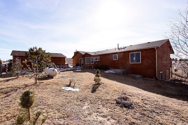2nd image of 40820 Madrid Dr