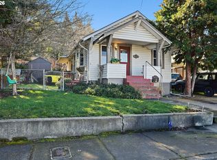 1514 E 14th St, The Dalles, OR 97058