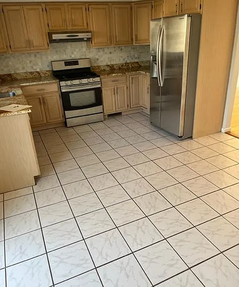 359 Midland Ave — Photo 6