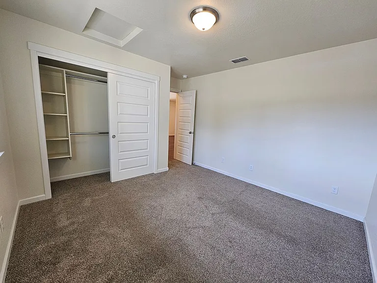 1006 SW L St — Photo 13