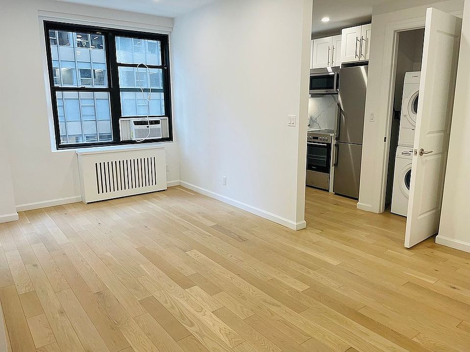 1st image of 160 E 48th St APT 5M