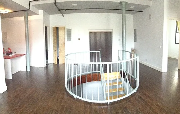 Rented by EXR | media 2