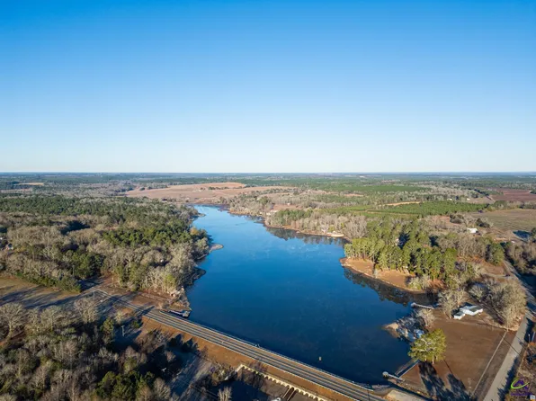 1092 Tommy Purvis Rd, Reynolds, GA 31076