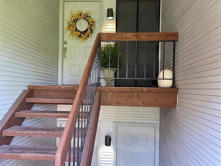 433 Clara Ave #12 — Photo 5