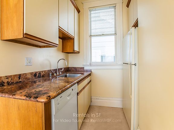 3rd image of 129 Ord St