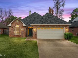 134 Satinwood Cir, Haughton, LA 71037