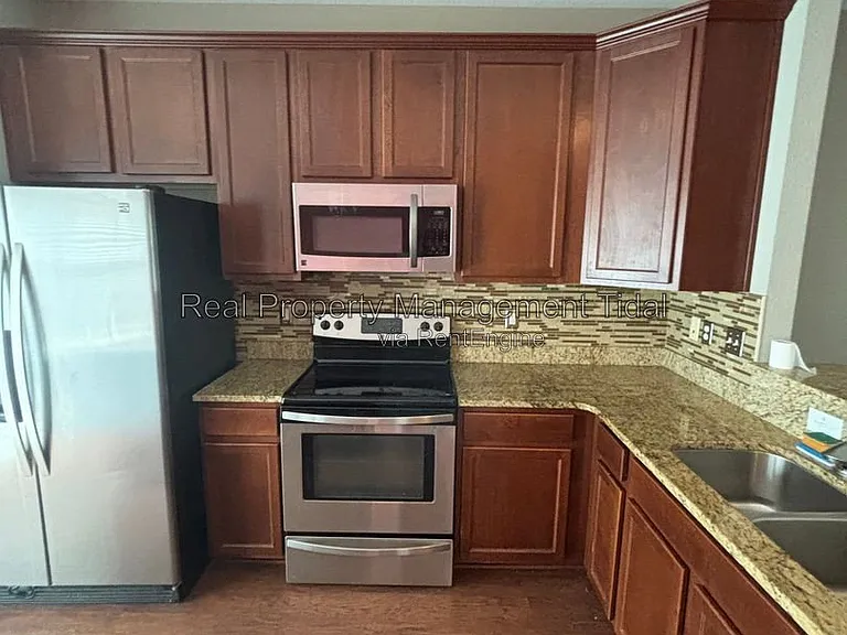 257 Carnelian St — Photo 6