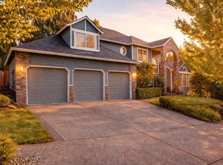 2250 River Heights Cir, West Linn, OR