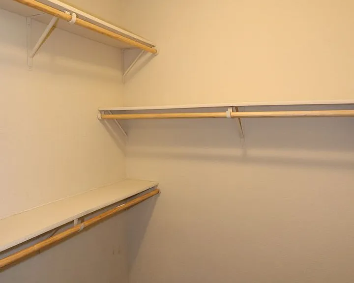 1607 Clover Dr — Photo 15