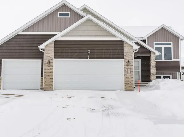 7417 15th St S, Fargo, ND 58104