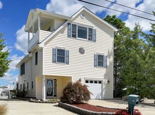 38 W Raritan Dr, Little Egg Harbor, NJ 08087