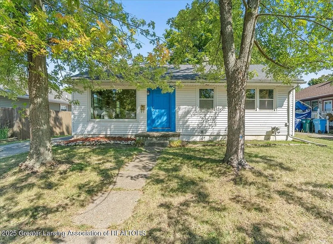 116 W Graham Ave photo 1